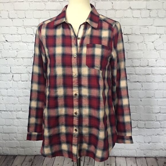 HEM & THREAD  button down shirt - Picture 2 of 7